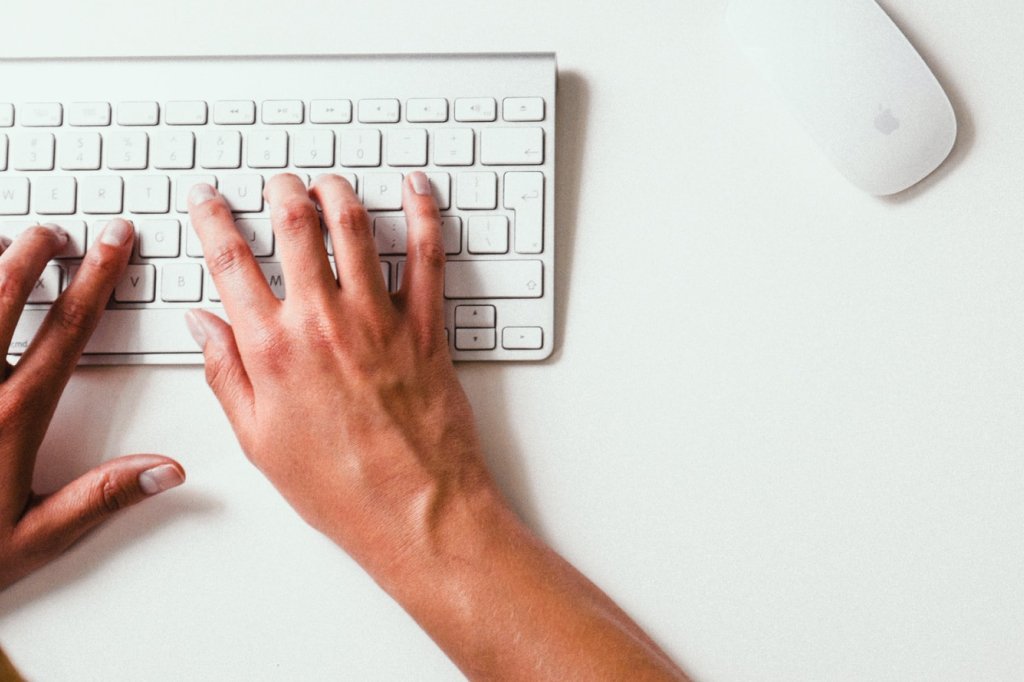 Rosellist: Your Classified Ads Hub for Buying, Selling, and Services in Cyprus